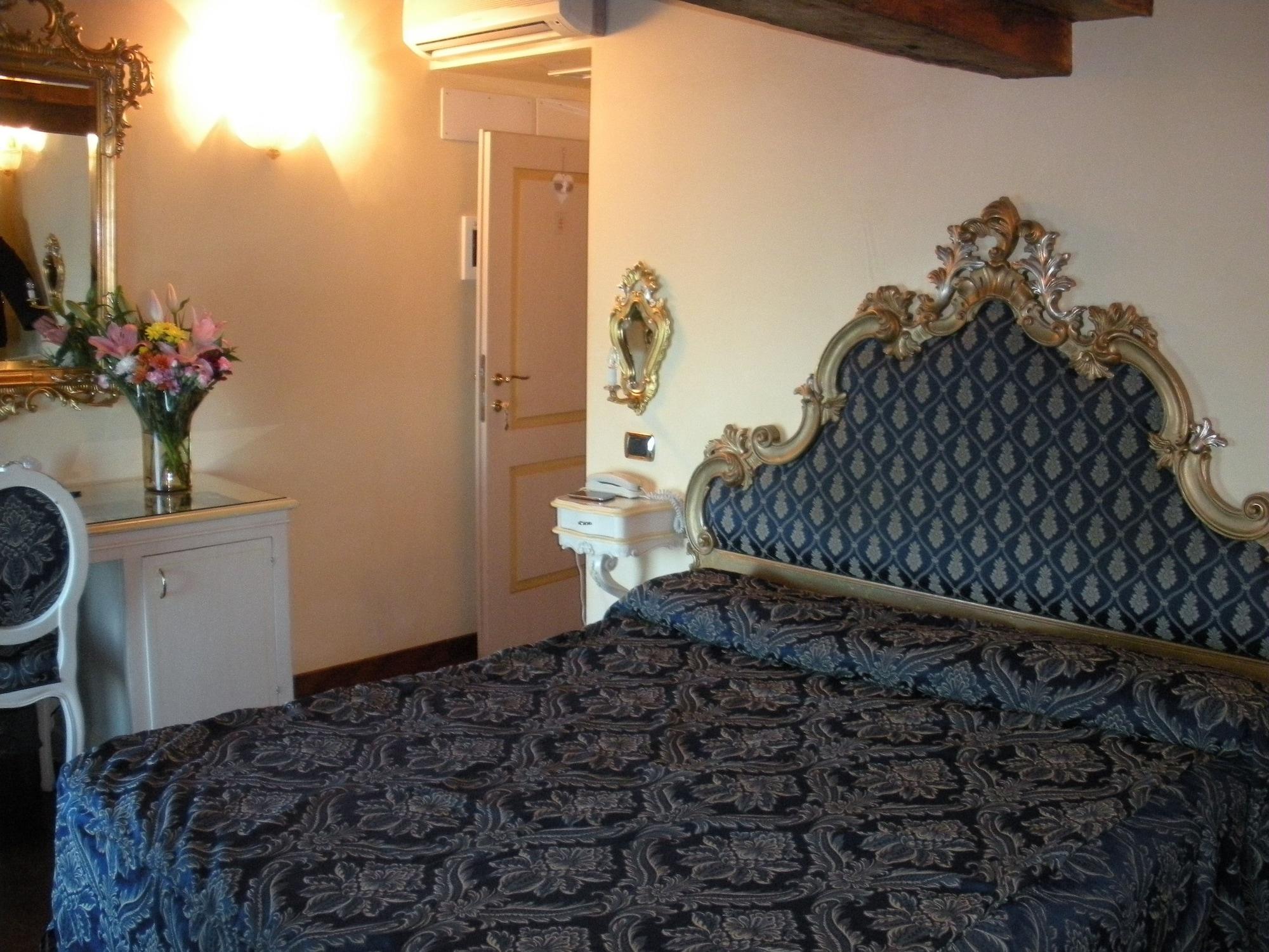 Vecellio Hotel เวนิส ภายนอก รูปภาพ